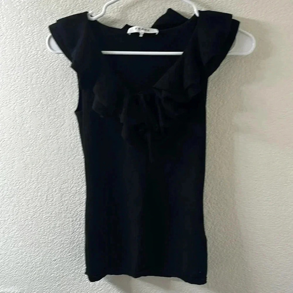 FRAME Ruffle Neck-tie Sleeveless Noir Sleeveless Knit Top - Picture 3 of 7